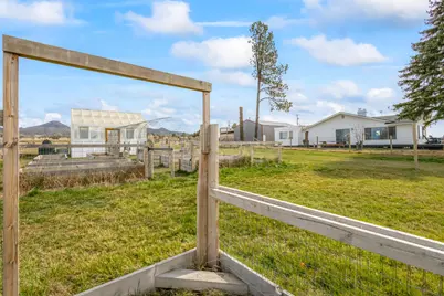 17435 SW Hahlen Avenue, Powell Butte, OR 97753 - Photo 44