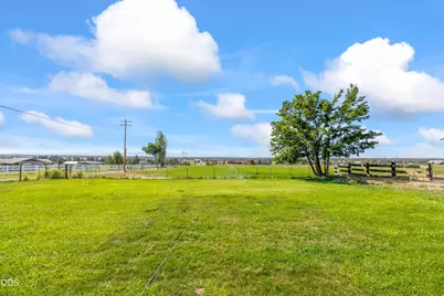 17435 SW Hahlen Avenue, Powell Butte, OR 97753 - Photo 54