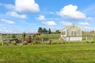 17435 SW Hahlen Ave, Powell Butte, OR 97753 - Photo 4