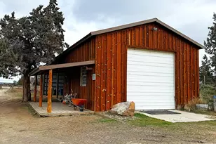 15110 SW Twin Lakes Rd, Powell Butte, OR 97753 - Photo 18