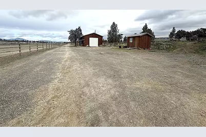 15110 SW Twin Lakes Road, Powell Butte, OR 97753 - Photo 20