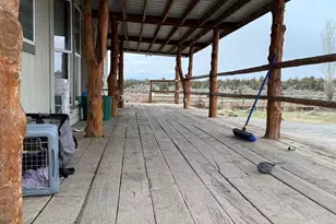 15110 SW Twin Lakes Rd, Powell Butte, OR 97753 - Photo 4