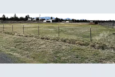 15110 SW Twin Lakes Road, Powell Butte, OR 97753 - Photo 10