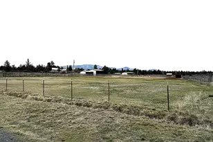 15110 SW Twin Lakes Rd, Powell Butte, OR 97753 - Photo 10