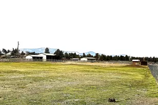 15110 SW Twin Lakes Rd, Powell Butte, OR 97753 - Photo 12