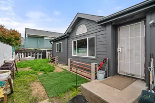 2311 Lara Ln, Central Point, OR 97502 - Photo 18