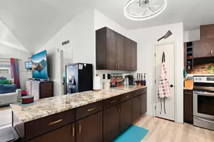 2311 Lara Ln, Central Point, OR 97502 - Photo 6