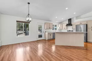 55962 Black Duck Rd, Bend, OR 97707 - Photo 6