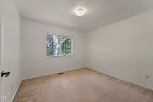 1052 NE Francis Ct, Bend, OR 97701 - Photo 20