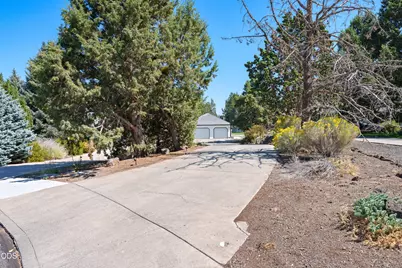 1052 NE Francis Court, Bend, OR 97701 - Photo 36