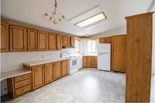 629 Frederick Ct, Cave Junction, OR 97523 - Photo 8