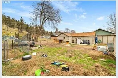 2460 SE Melrose Drive, Prineville, OR 97754 - Photo 10