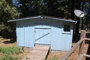 350 Hamilton Ave, Cave Junction, OR 97523 - Photo 24