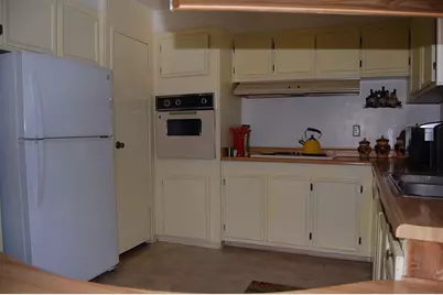 350 Hamilton Avenue, Cave Junction, OR 97523 - Photo 12