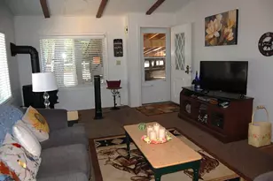 350 Hamilton Ave, Cave Junction, OR 97523 - Photo 4