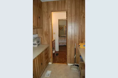 350 Hamilton Avenue, Cave Junction, OR 97523 - Photo 16