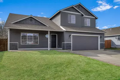 2545 NE 7th Lane, Redmond, OR 97756 - Photo 2