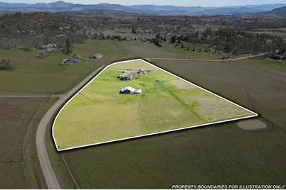 533 Chateau Drive, Eagle Point, OR 97524 - Photo 46