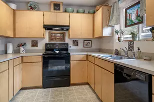 412 N Desert Rose Loop, Sisters, OR 97759 - Photo 10
