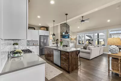 4201 SW 42nd Street, Redmond, OR 97756 - Photo 4