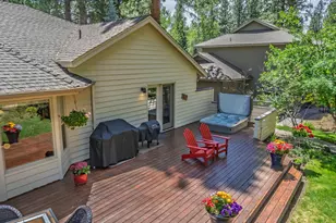 60749 Golf Village Loop, Bend, OR 97702 - Photo 8