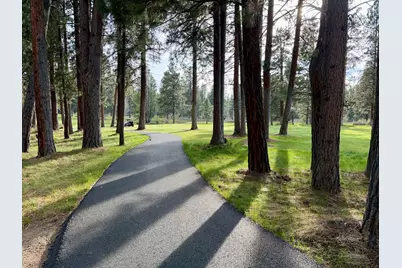 60749 Golf Village Loop, Bend, OR 97702 - Photo 14