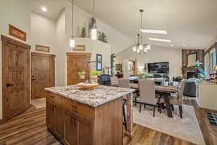 16927 Covina Rd, Bend, OR 97707 - Photo 12