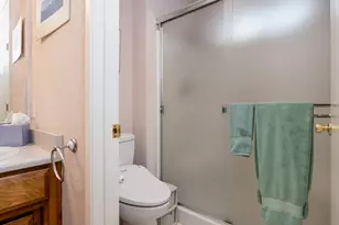 125 Freshwater Dr, Phoenix, OR 97535 - Photo 14