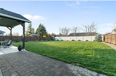 1043 Arrowhead Trail, Eagle Point, OR 97524 - Photo 28