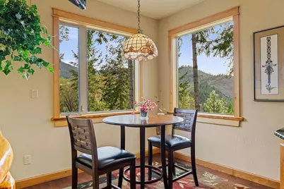 211 Shorthorn Gulch Road, Grants Pass, OR 97526 - Photo 14