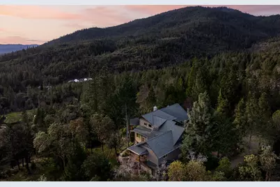 211 Shorthorn Gulch Road, Grants Pass, OR 97526 - Photo 2