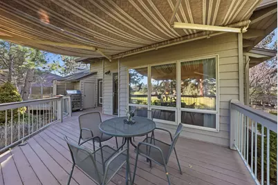 3076 NW Clubhouse Drive, Bend, OR 97703 - Photo 44