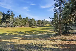 3076 NW Clubhouse Dr, Bend, OR 97703 - Photo 50
