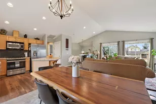 20726 Russell Dr, Bend, OR 97701 - Photo 4