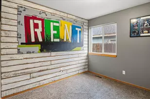 210 NW 27th Ct, Redmond, OR 97756 - Photo 18