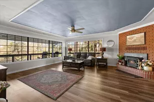 1088 E Park St, Grants Pass, OR 97527 - Photo 2