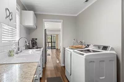 1088 E Park Street, Grants Pass, OR 97527 - Photo 24