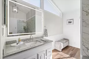 1088 E Park St, Grants Pass, OR 97527 - Photo 32