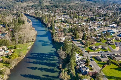 1088 E Park Street, Grants Pass, OR 97527 - Photo 44