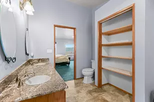 1100 Riverbanks Rd, Grants Pass, OR 97527 - Photo 26