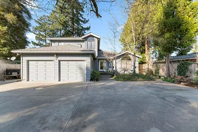 1352 E Park Street, Grants Pass, OR 97527 - Photo 46