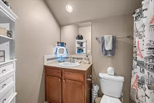 1459 Spring St, Medford, OR 97504 - Photo 16