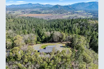 1095 Ingalls Lane, Grants Pass, OR 97527 - Photo 36