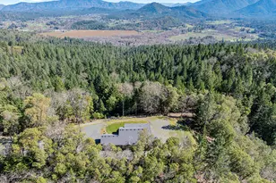 1095 Ingalls Ln, Grants Pass, OR 97527 - Photo 36