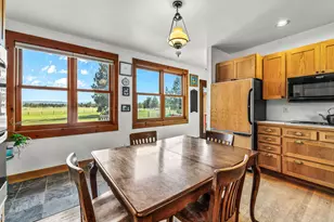 25271 Alfalfa Market Rd, Bend, OR 97701 - Photo 14