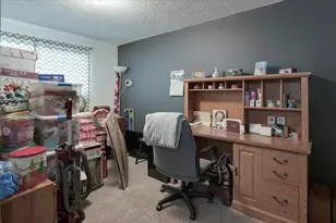 2080 NW 12th St, Redmond, OR 97756 - Photo 34