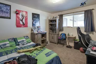 2080 NW 12th Street, Redmond, OR 97756 - Photo 16