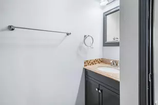 806 NW 8th St, Redmond, OR 97756 - Photo 24