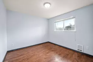 806 NW 8th St, Redmond, OR 97756 - Photo 16
