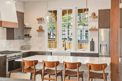 3068 NW Blodgett Way, Bend, OR 97703 - Photo 8